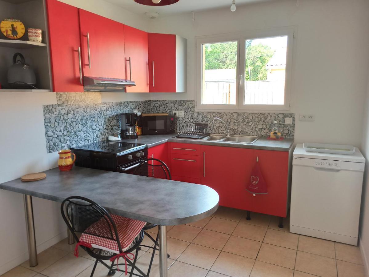 Location 4-6 Personnes Villa Grayan-et-l'Hopital Luaran gambar